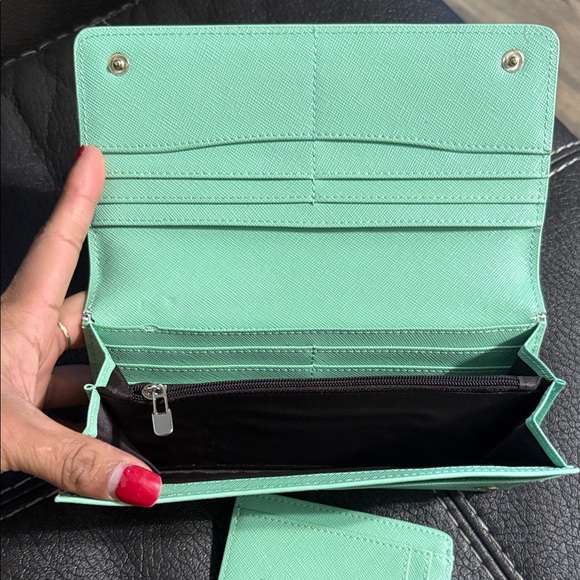 Mint Green Wallet and Card Holder Set - Picture 2 of 3